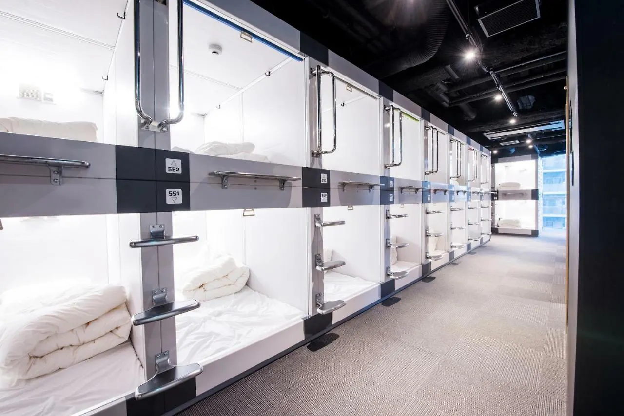 Capsule Hotel Transit Shinjuku Tokyo