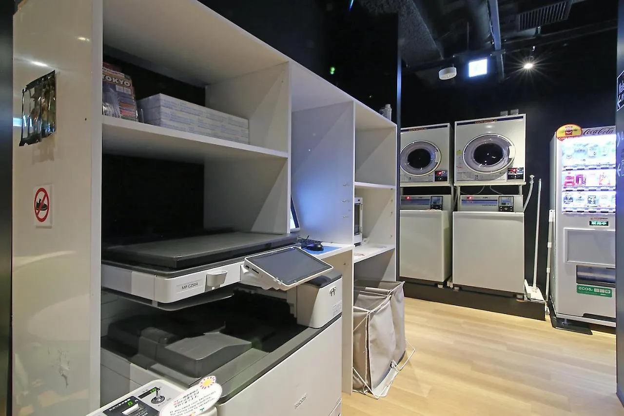 Capsule Hotel Transit Shinjuku Tokyo