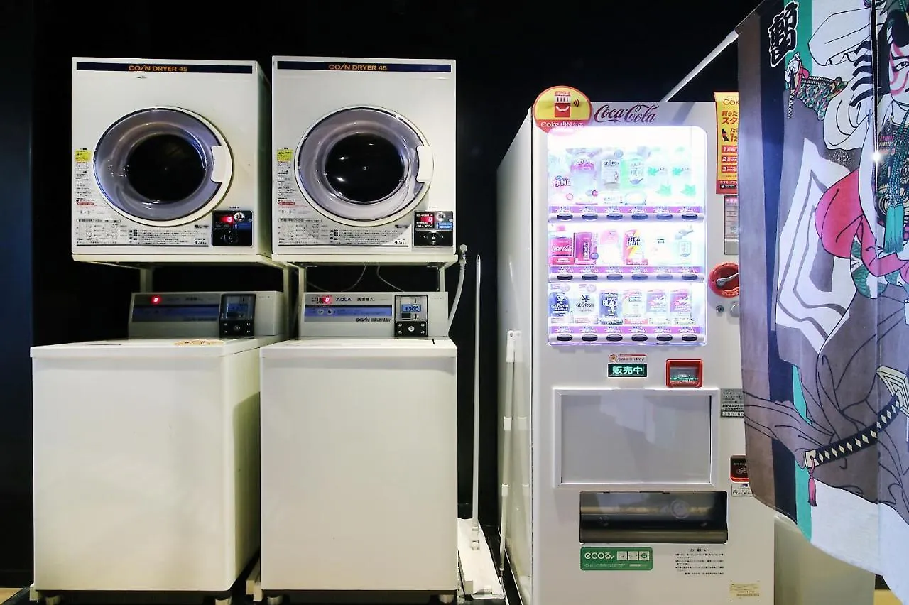 Capsule Hotel Transit Shinjuku Tokyo