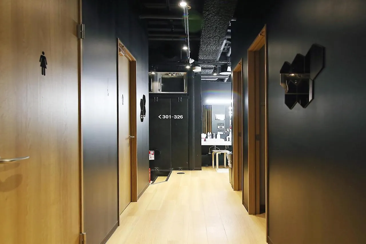 Capsule Hotel Transit Shinjuku Tokyo 0*,  Japan